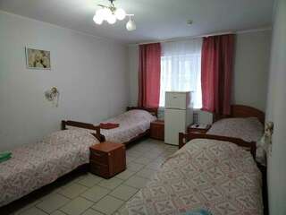 Гостиница Виктория Череповец Четырехместный номер-1